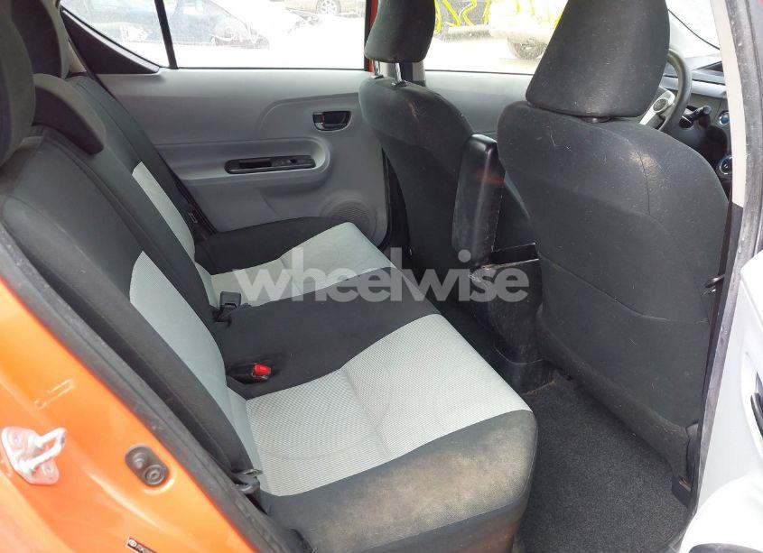 Photo 8 of 2014 Toyota Prius C THREE (VIN JTDKDTB35E1084842)