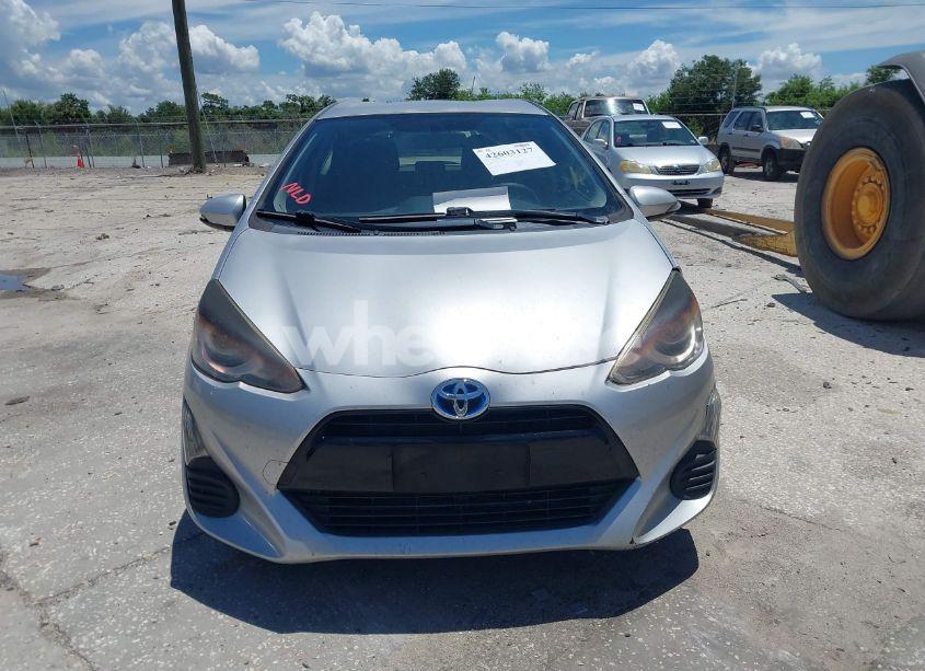 Photo 12 of 2016 Toyota Prius C TWO (VIN JTDKDTB35G1590223)