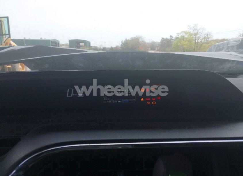 Photo 7 of 2018 Toyota Prius C FOUR (VIN JTDKDTB35J1614639)