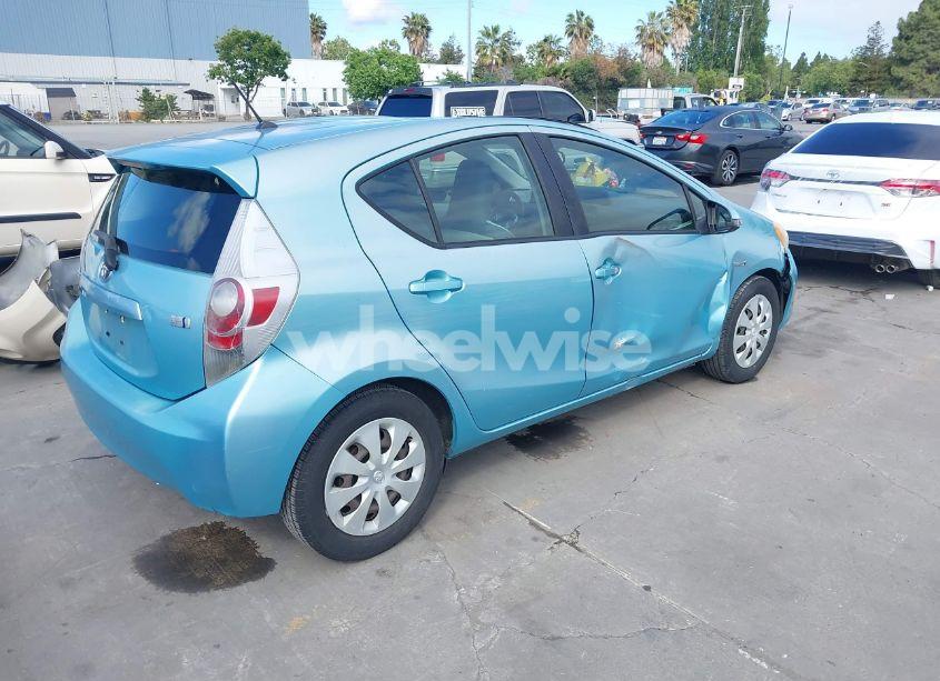 Photo 4 of 2013 Toyota Prius C ONE (VIN JTDKDTB36D1031968)
