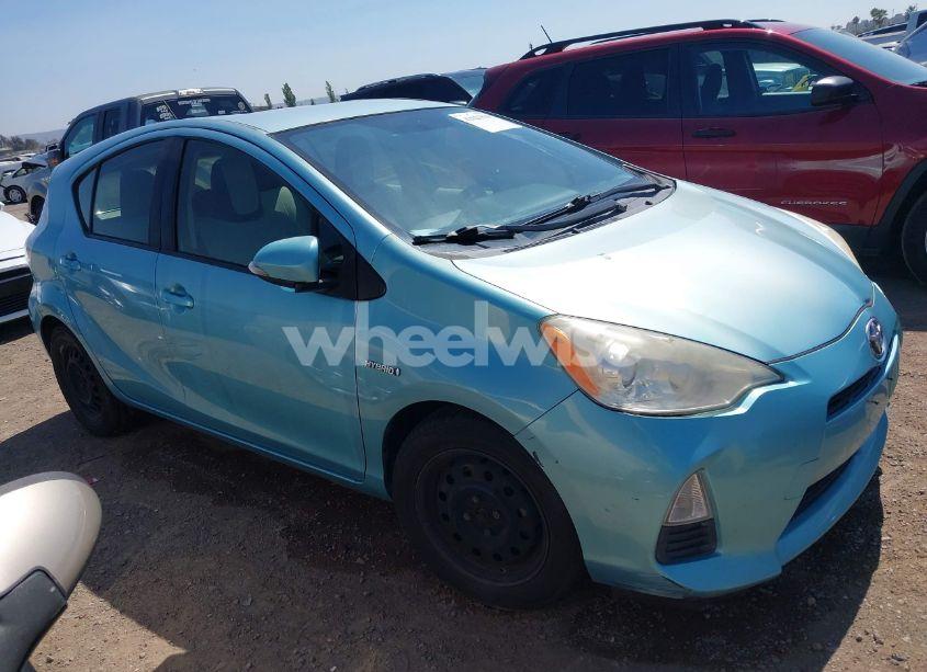 Photo 13 of 2013 Toyota Prius C ONE (VIN JTDKDTB36D1033784)