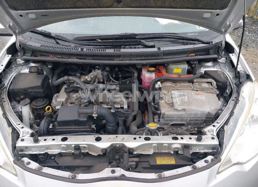 Photo 10 of 2014 Toyota Prius C TWO (VIN JTDKDTB36E1063708)