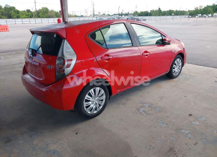 Photo 4 of 2014 Toyota Prius C TWO (VIN JTDKDTB36E1070996)