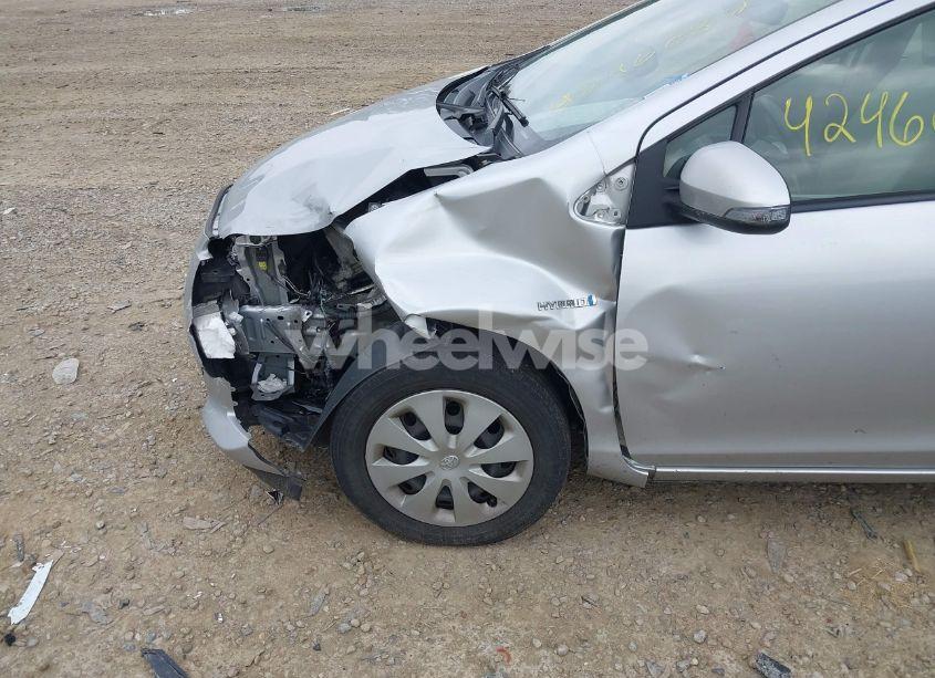 Photo 6 of 2014 Toyota Prius C ONE (VIN JTDKDTB36E1075986)