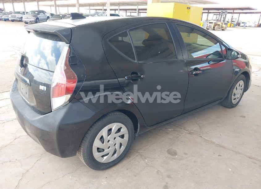 Photo 4 of 2016 Toyota Prius C TWO (VIN JTDKDTB36G1122131)