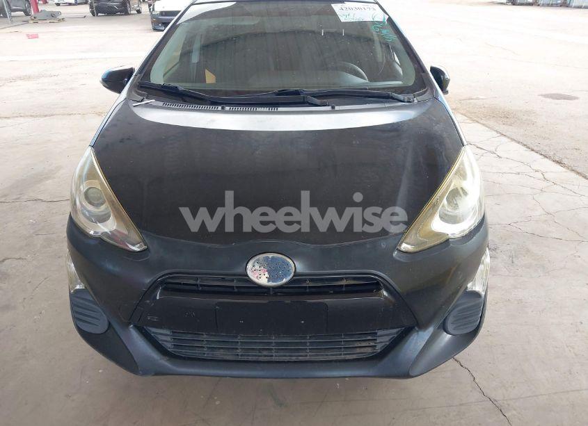 Photo 6 of 2016 Toyota Prius C TWO (VIN JTDKDTB36G1122131)