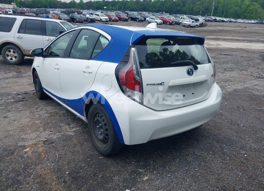 Photo 3 of 2016 Toyota Prius C TWO (VIN JTDKDTB36G1125112)