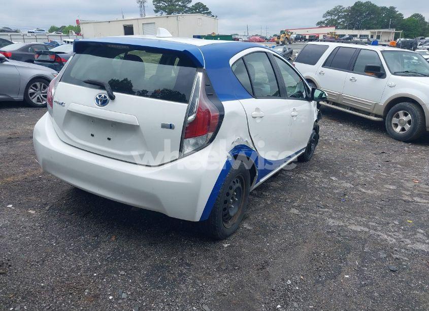 Photo 4 of 2016 Toyota Prius C TWO (VIN JTDKDTB36G1125112)
