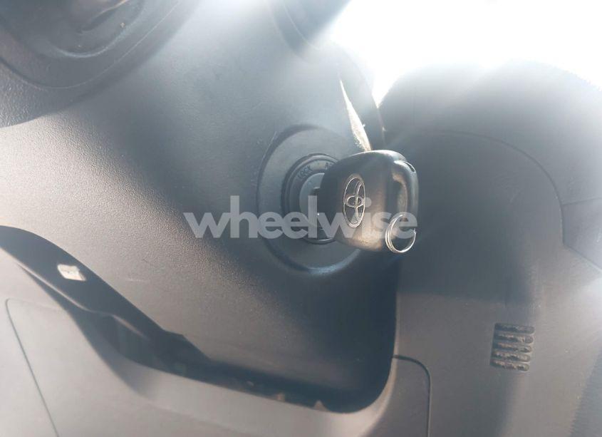 Photo 11 of 2013 Toyota Prius C TWO (VIN JTDKDTB37D1037102)