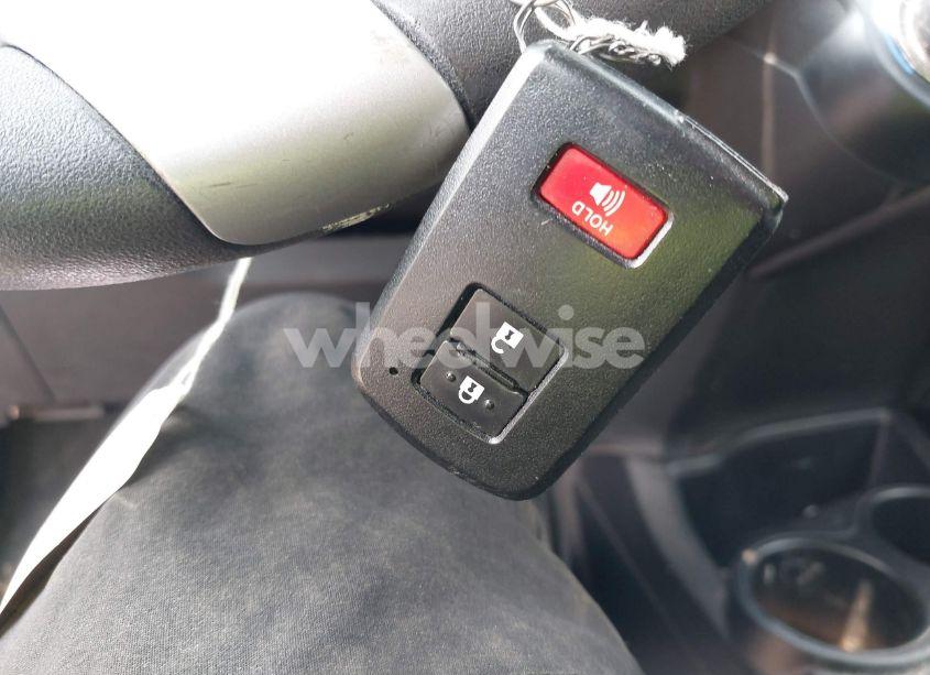 Photo 11 of 2014 Toyota Prius C THREE (VIN JTDKDTB37E1566373)