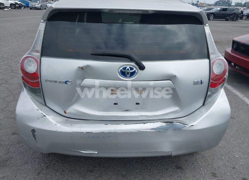 Photo 6 of 2014 Toyota Prius C ONE (VIN JTDKDTB37E1570732)