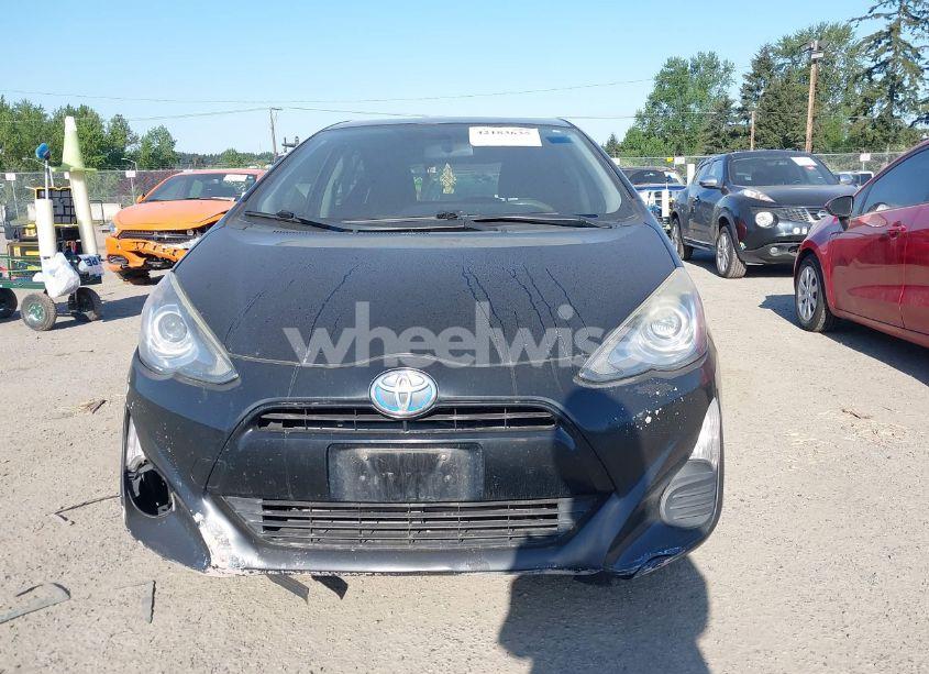 Photo 13 of 2016 Toyota Prius C TWO (VIN JTDKDTB37G1124535)