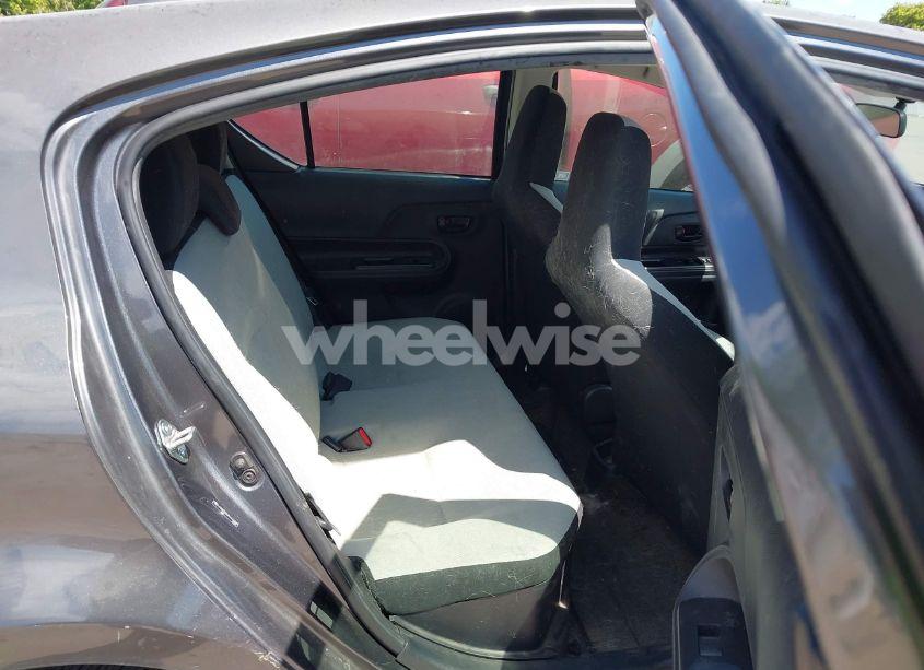 Photo 8 of 2016 Toyota Prius C ONE (VIN JTDKDTB37G1134269)