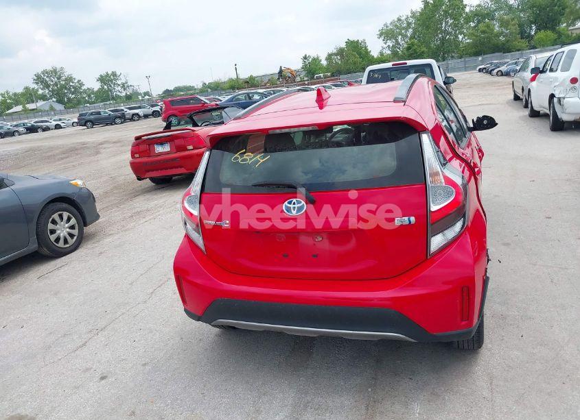 Photo 16 of 2019 Toyota Prius C L (VIN JTDKDTB37K1625353)