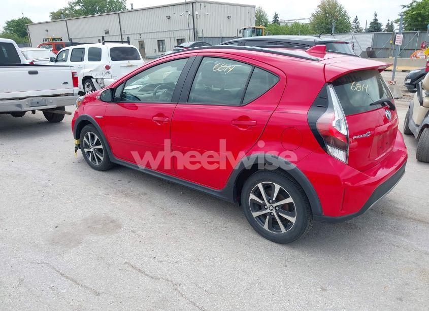 Photo 3 of 2019 Toyota Prius C L (VIN JTDKDTB37K1625353)