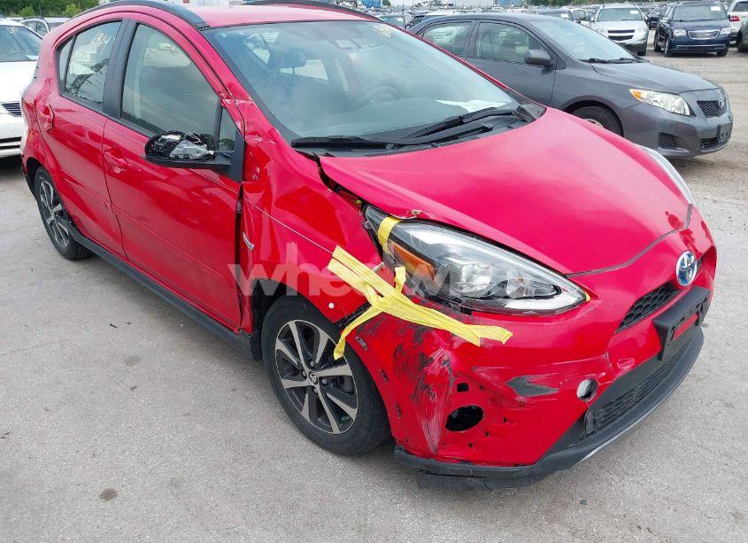 Photo 6 of 2019 Toyota Prius C L (VIN JTDKDTB37K1625353)