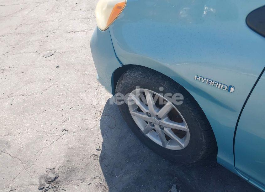 Photo 21 of 2013 Toyota Prius C THREE (VIN JTDKDTB38D1039697)