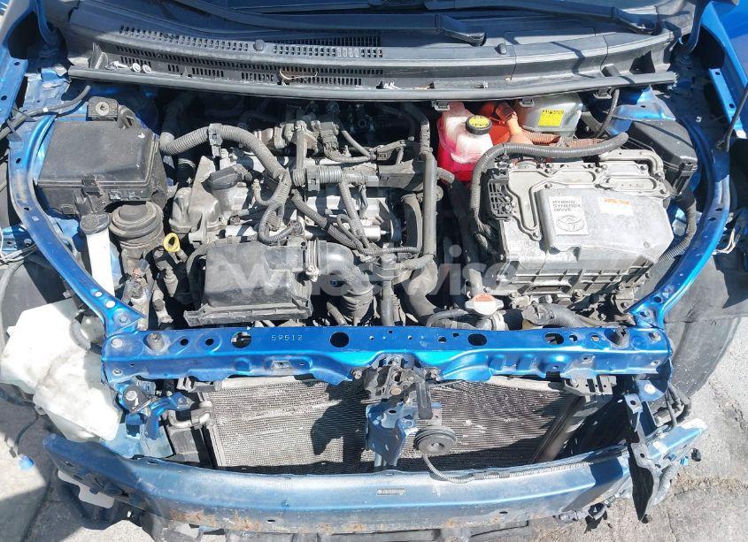 Photo 10 of 2013 Toyota Prius C THREE (VIN JTDKDTB38D1530030)