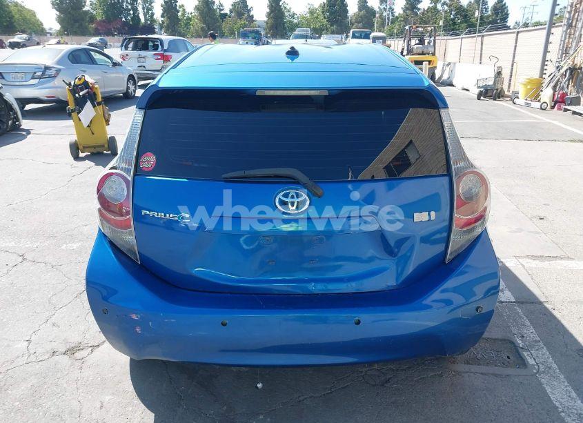 Photo 17 of 2013 Toyota Prius C THREE (VIN JTDKDTB38D1530030)