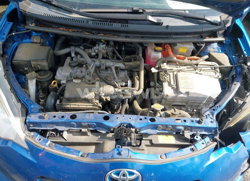 Photo 10 of 2014 Toyota Prius C TWO (VIN JTDKDTB38E1082552)