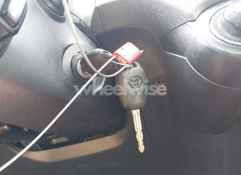 Photo 11 of 2014 Toyota Prius C TWO (VIN JTDKDTB38E1082552)