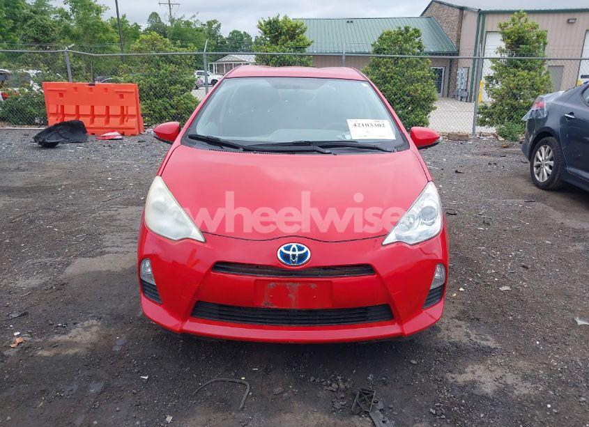 Photo 12 of 2014 Toyota Prius C TWO (VIN JTDKDTB38E1558542)