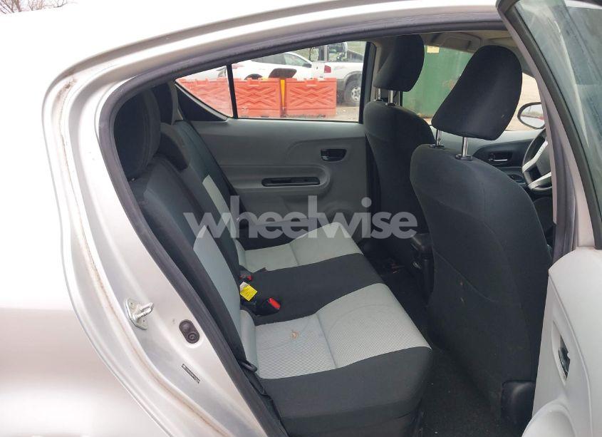 Photo 8 of 2012 Toyota Prius C TWO (VIN JTDKDTB39C1508309)