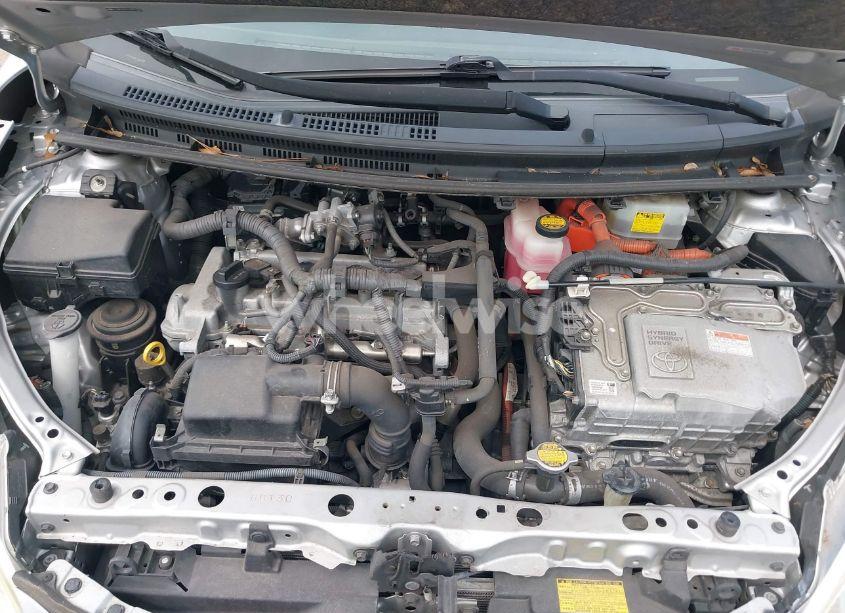 Photo 9 of 2013 Toyota Prius C TWO (VIN JTDKDTB39D1551551)