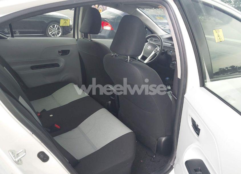 Photo 8 of 2013 Toyota Prius C THREE (VIN JTDKDTB39D1556152)