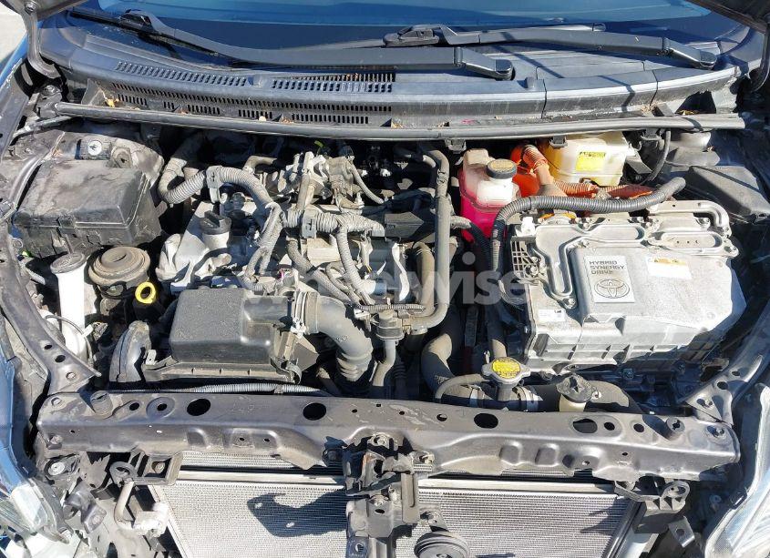 Photo 10 of 2014 Toyota Prius C ONE (VIN JTDKDTB39E1085251)