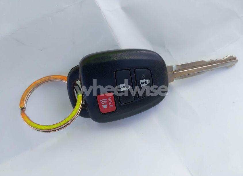 Photo 11 of 2014 Toyota Prius C ONE (VIN JTDKDTB39E1085251)