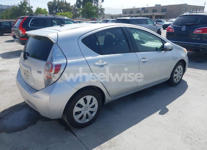 Photo 4 of 2012 Toyota Prius C ONE (VIN JTDKDTB3XC1001211)