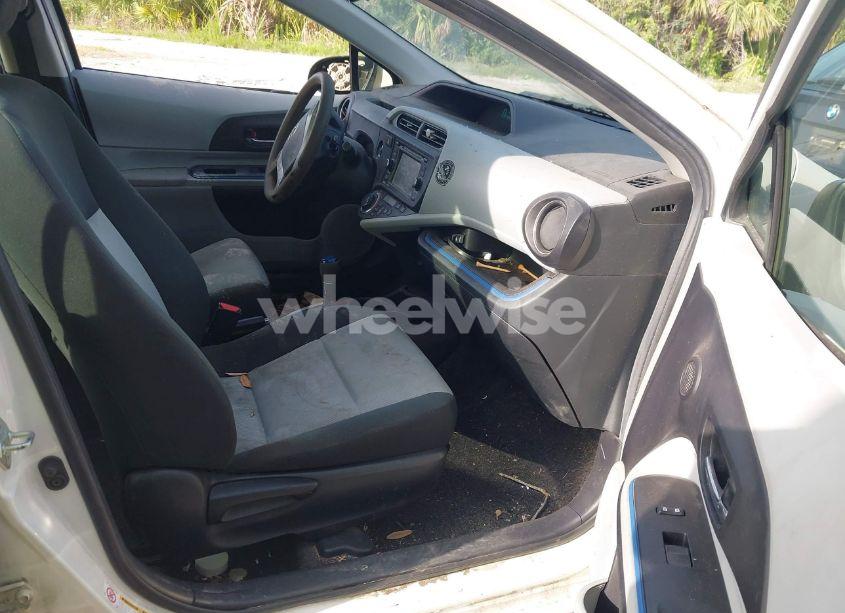 Photo 5 of 2012 Toyota Prius C THREE (VIN JTDKDTB3XC1017487)