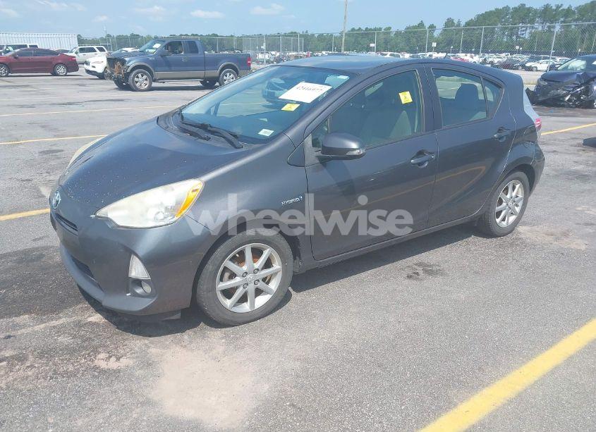 Photo 2 of 2012 Toyota Prius C FOUR (VIN JTDKDTB3XC1020910)
