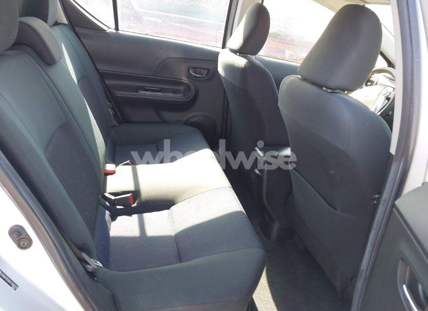 Photo 8 of 2017 Toyota Prius C TWO (VIN JTDKDTB3XH1598075)