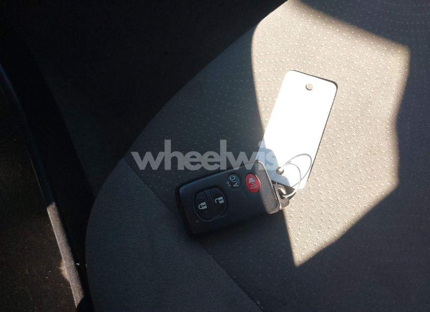 Photo 11 of 2013 Toyota Prius PLUG-IN (VIN JTDKN3DP2D3047456)