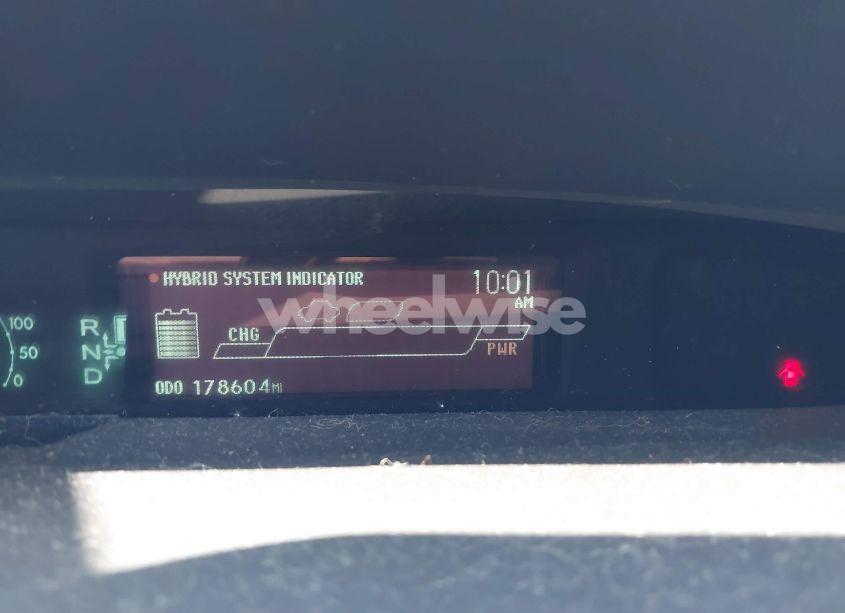 Photo 16 of 2013 Toyota Prius PLUG-IN (VIN JTDKN3DP2D3047456)