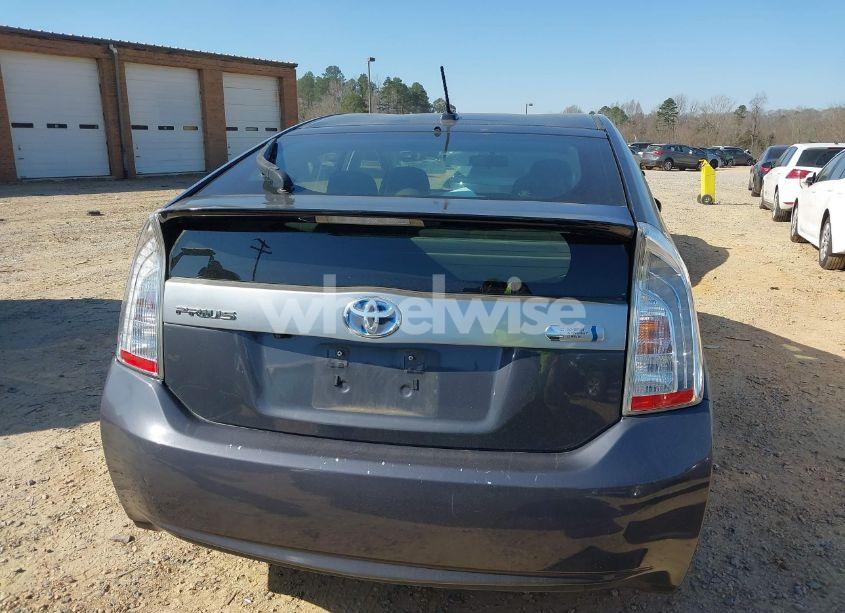 Photo 17 of 2013 Toyota Prius PLUG-IN (VIN JTDKN3DP2D3047456)