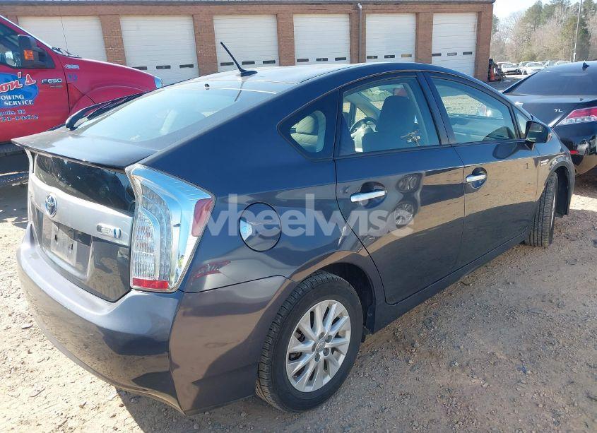 Photo 4 of 2013 Toyota Prius PLUG-IN (VIN JTDKN3DP2D3047456)
