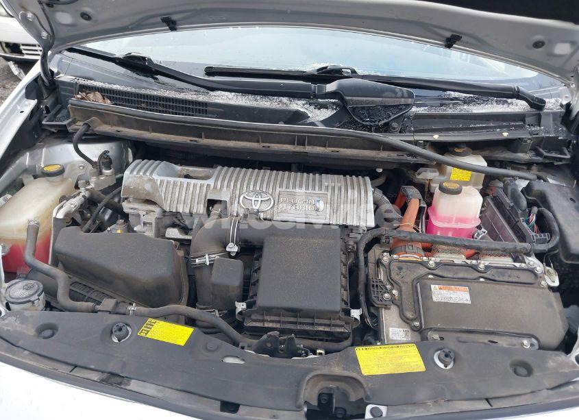 Photo 10 of 2014 Toyota Prius PLUG-IN (VIN JTDKN3DP3E3059052)