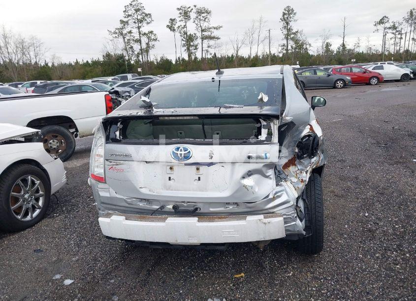 Photo 17 of 2014 Toyota Prius PLUG-IN (VIN JTDKN3DP3E3059052)