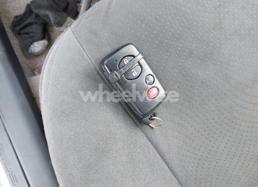 Photo 11 of 2012 Toyota Prius PLUG-IN (VIN JTDKN3DP5C3001506)