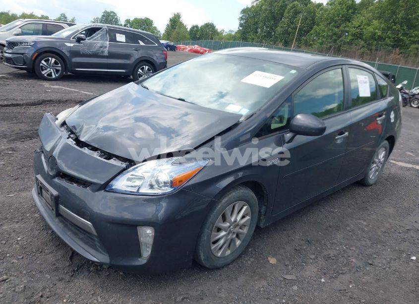 Photo 2 of 2012 Toyota Prius PLUG-IN (VIN JTDKN3DP5C3005765)