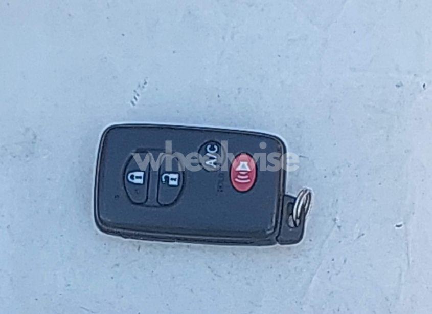 Photo 11 of 2012 Toyota Prius PLUG-IN (VIN JTDKN3DP5C3011792)