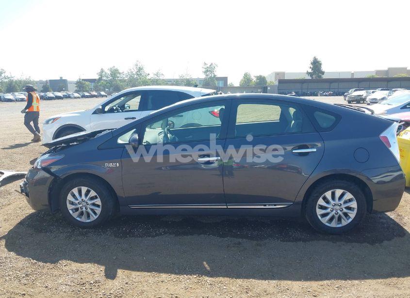 Photo 14 of 2012 Toyota Prius PLUG-IN (VIN JTDKN3DP5C3011792)