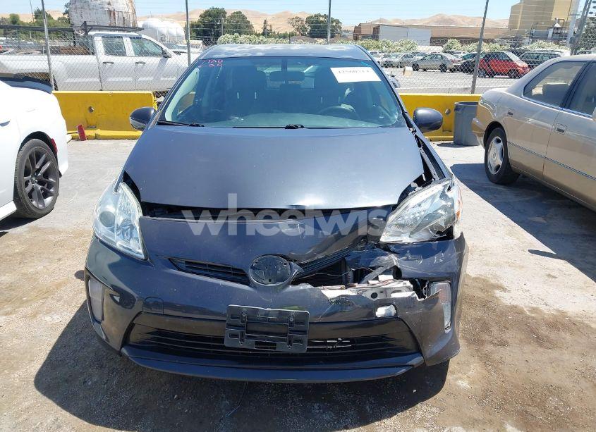 Photo 12 of 2014 Toyota Prius PLUG-IN (VIN JTDKN3DP6E3062317)