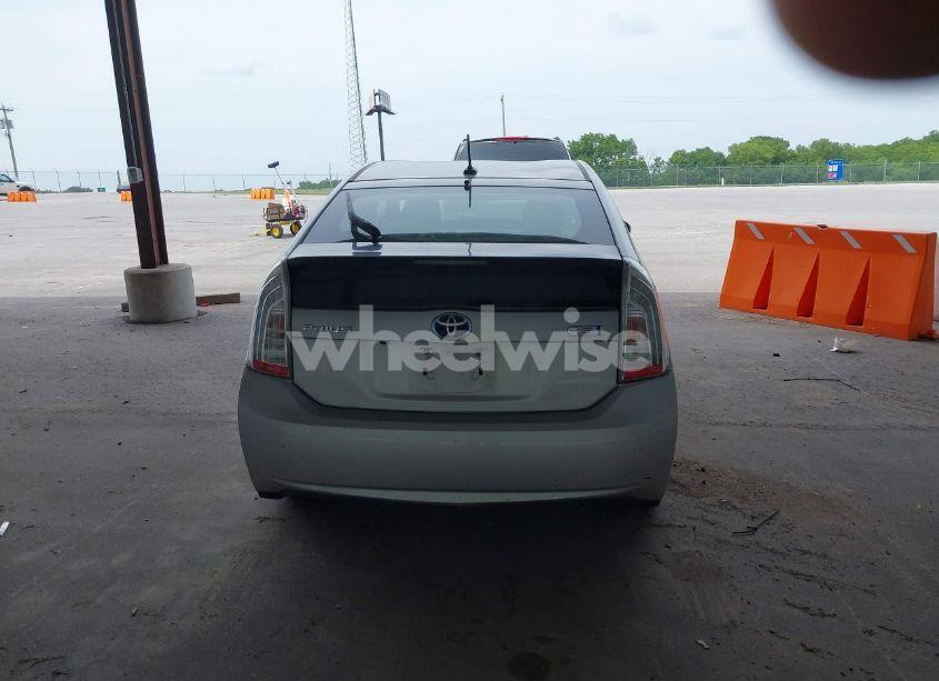 Photo 16 of 2013 Toyota Prius PLUG-IN (VIN JTDKN3DP8D3043430)