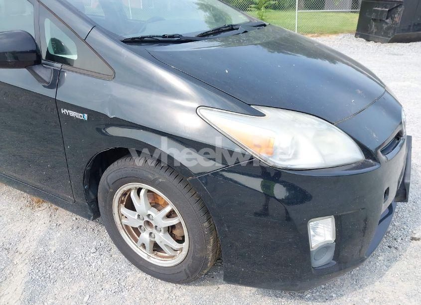 Photo 14 of 2010 Toyota Prius IV (VIN JTDKN3DU0A0010019)