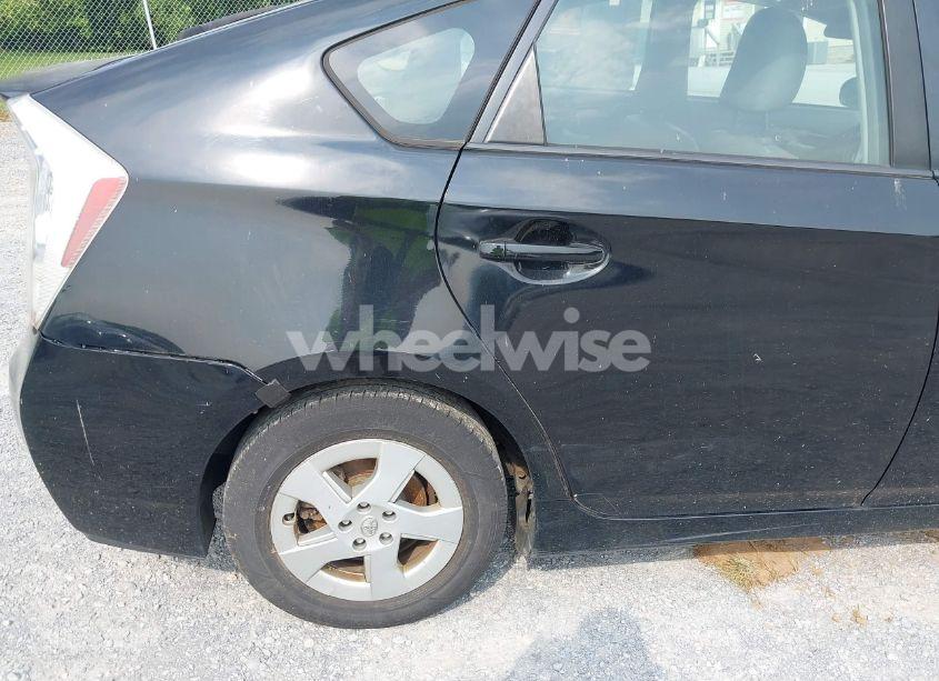 Photo 15 of 2010 Toyota Prius IV (VIN JTDKN3DU0A0010019)