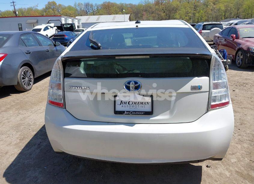 Photo 16 of 2010 Toyota Prius IV (VIN JTDKN3DU0A0017116)